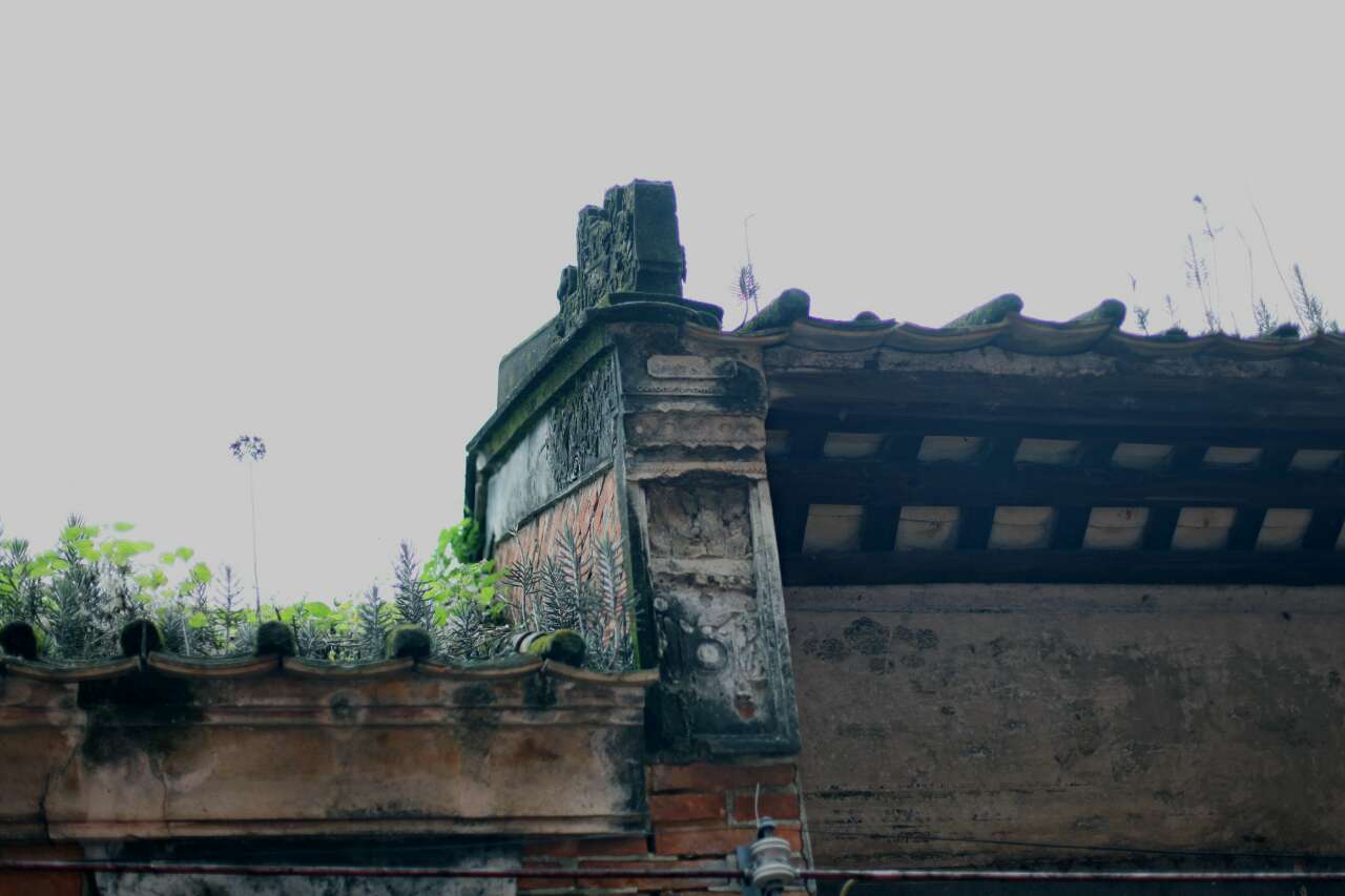 兰石村