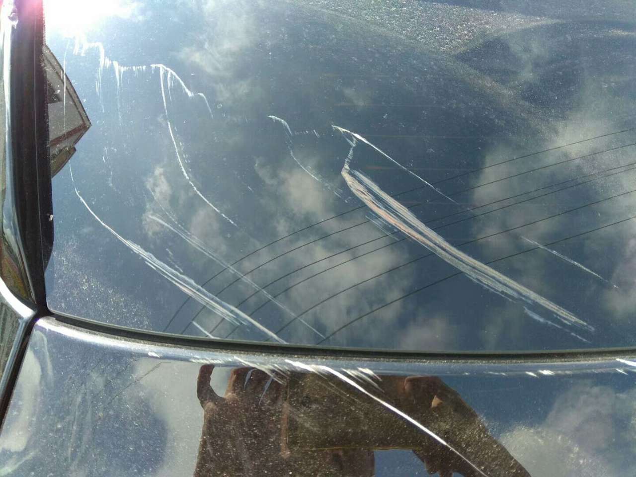 汽车玻璃划痕修复!